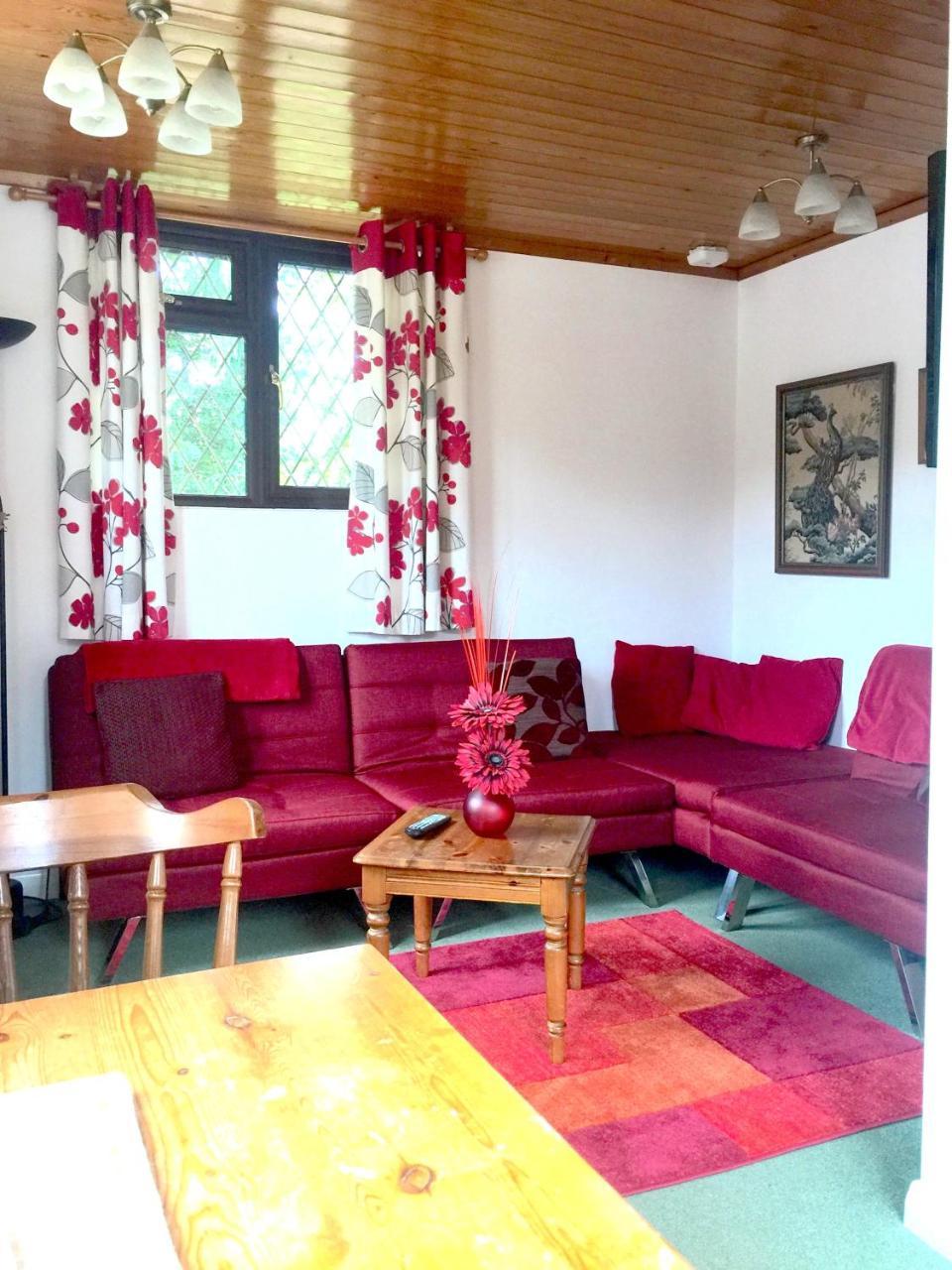 Tovey Lodge Hassocks Extérieur photo